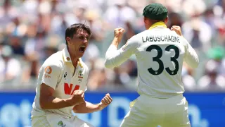 Australia Eye Ashes Retention as England Collapse in Adelaide