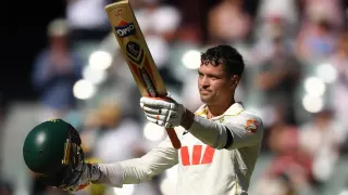 Carey century steadies Australia as frenetic Ashes shows no sign of easing