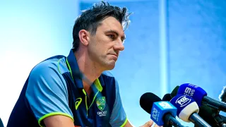 Teams to Wear Black Armbands at Adelaide Ashes Test